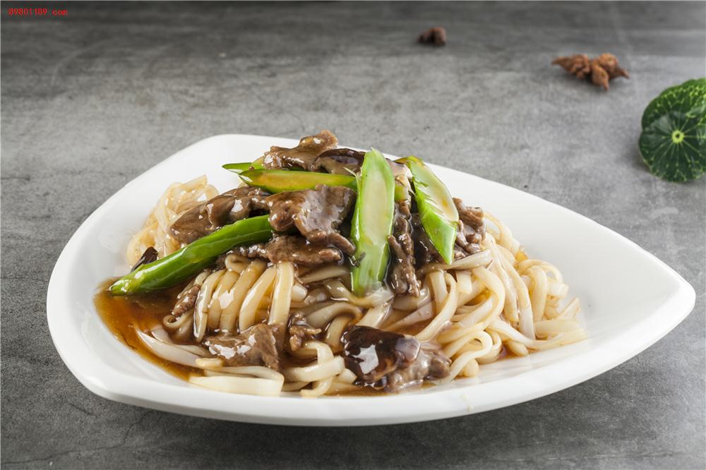 湿炒牛河